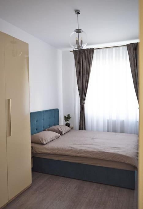 Eliza'S Apartment By Oasis Homes Oradea Bagian luar foto