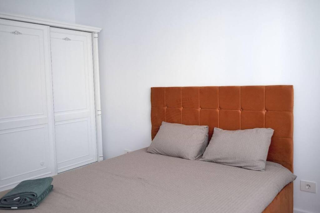 Eliza'S Apartment By Oasis Homes Oradea Bagian luar foto